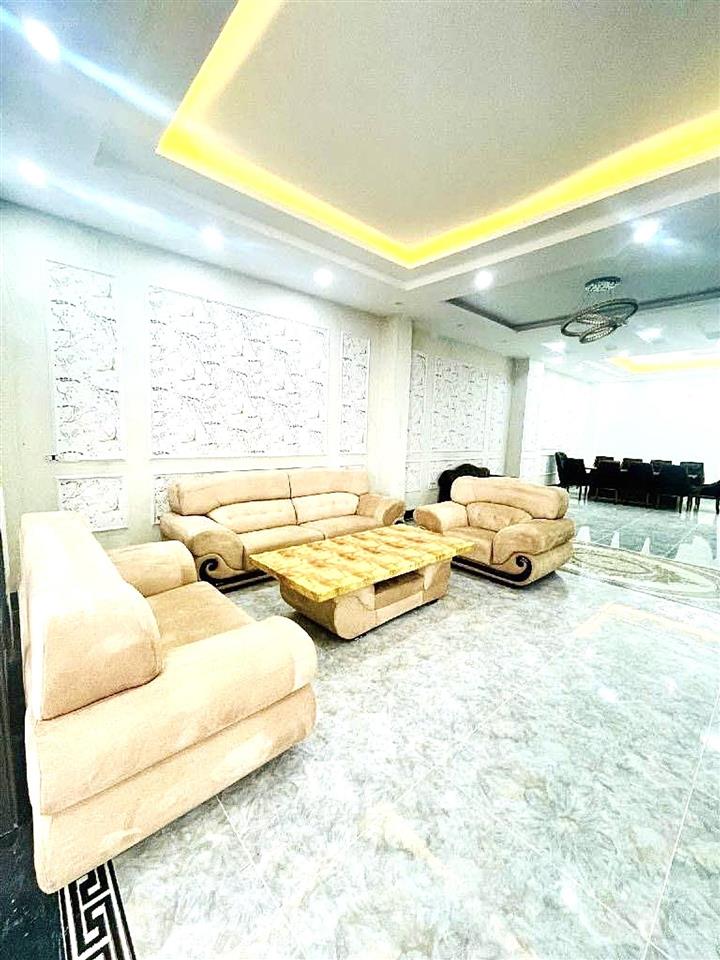 Nhà đẹp dân xây nguyễn văn cừ ,gia thụy, bồ đề,ô tô,thang máy, diện tích khủng, giá đầu tư.