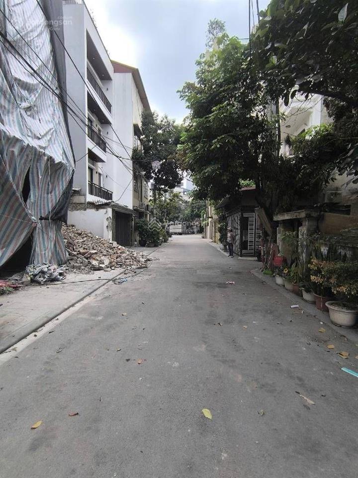 Bán nhà lâm hạ,bồ đề,dân xây vị trí cực đẹp.vỉa hè ô tô tránh đỗ kinh doanh.dt 86m2,mt 5,6m.giá đt