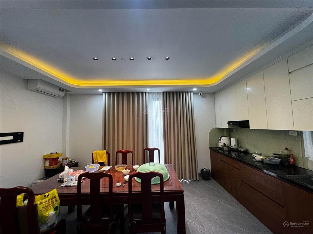 Nhà đẹp,dân xây nguyễn văn cừ,gia thụy,long biên.dt 75m2 x 7 tầng thang máy,ô tô tránh.chào 27 t.ỷ