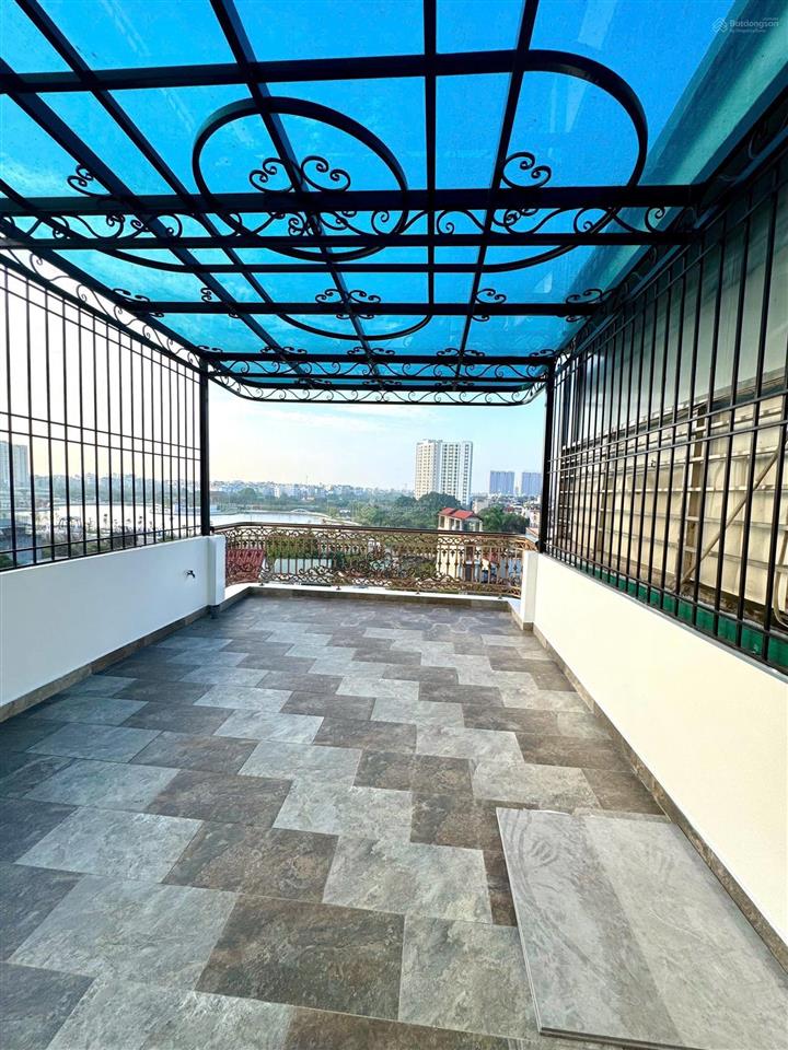 Bán nhà ngọc lâm, bồ đề. vỉa hè,4 ô tô tránh,kinh doanh.dt 58m2, 7 tầng, thang máy,full nội thất.