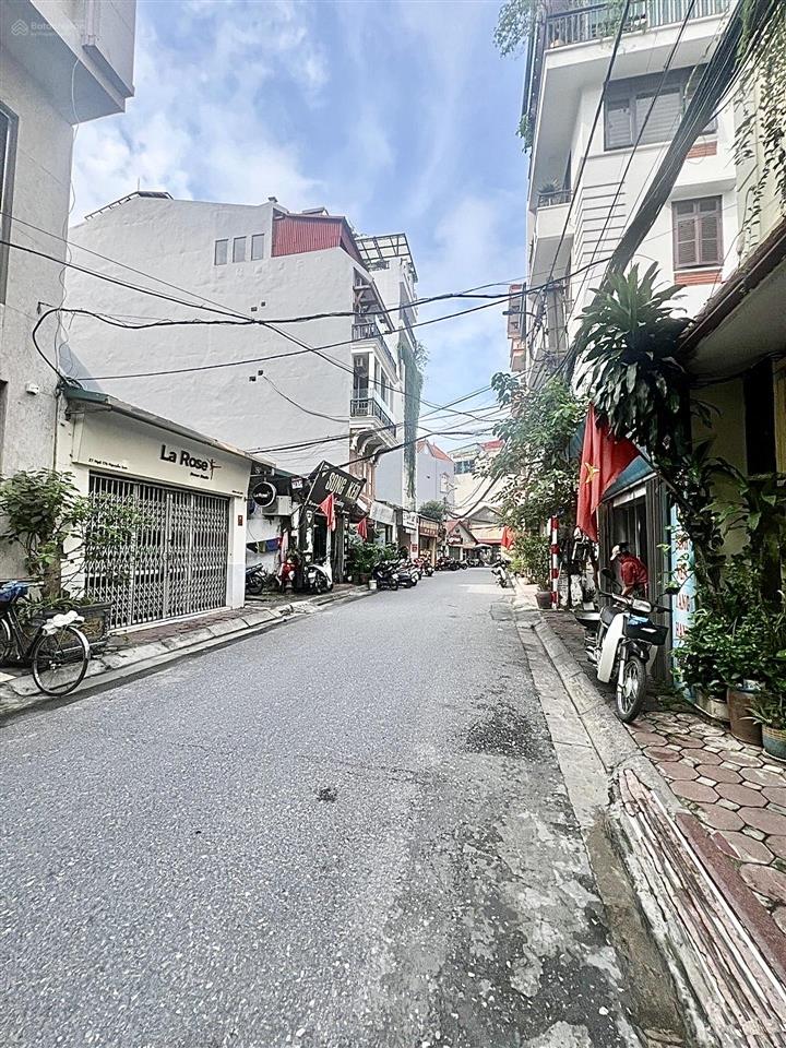 Giảm chào 5 tỷ mặt ngõ 176 phố nguyễn sơn, bồ đề. ô tô tránh, dt 90/83 m2, mt 62m. giá rẻ đầu tư.