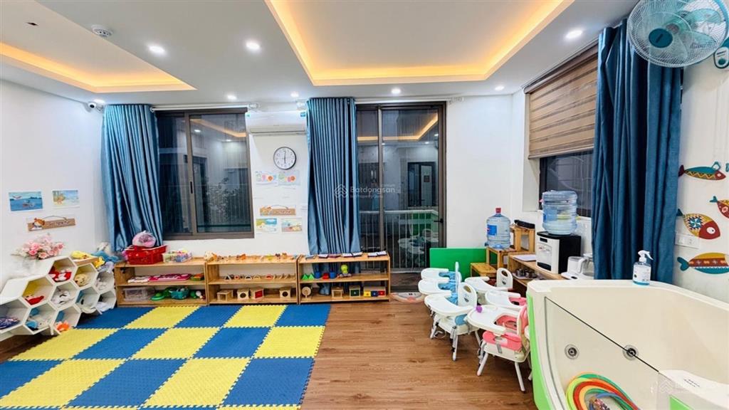 Biệt thự liền kề khai sơn city, lô góc mặt đường lớn, dòng 600 tr/năm. dt 85m2, mt 25m. giá cực tốt
