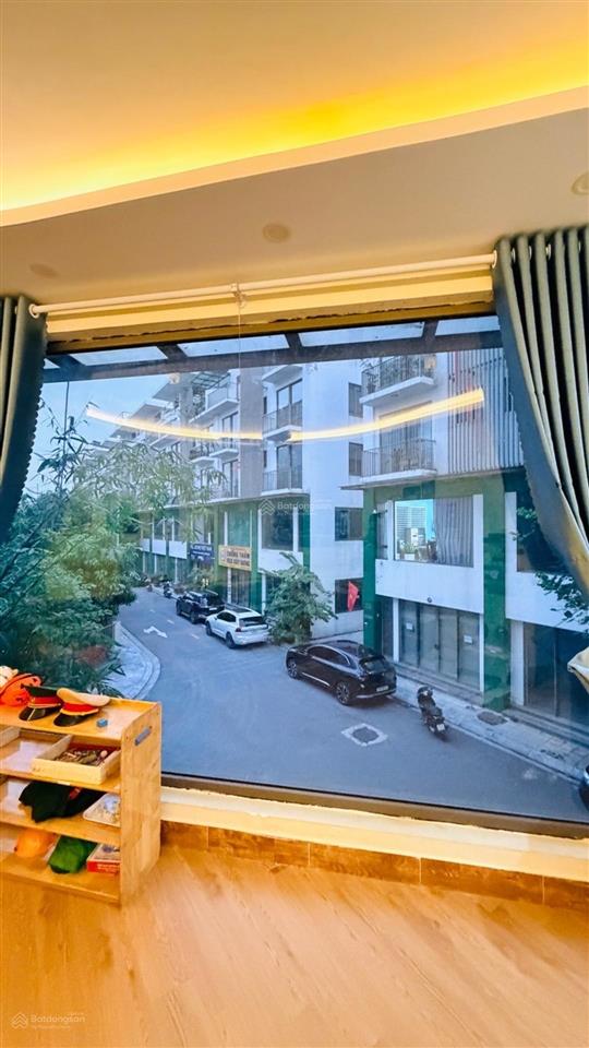 Biệt thự liền kề khai sơn city, lô góc mặt đường lớn, dòng 600 tr/năm. dt 85m2, mt 25m. giá cực tốt