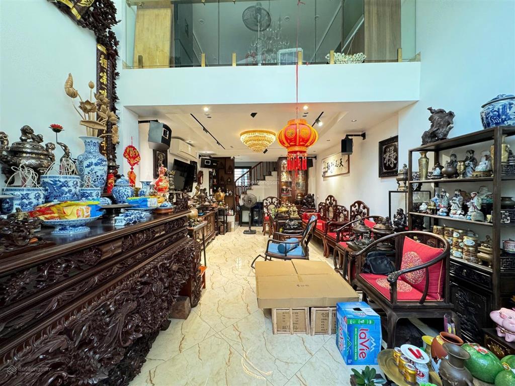 Hiếm,nhà mặt ngõ ngọc lâm,kinh doanh đỉnh,vỉa hè ô tô tránh. dt 59m2, 5,5 tầng, chào 14,5 tỷ. co tl