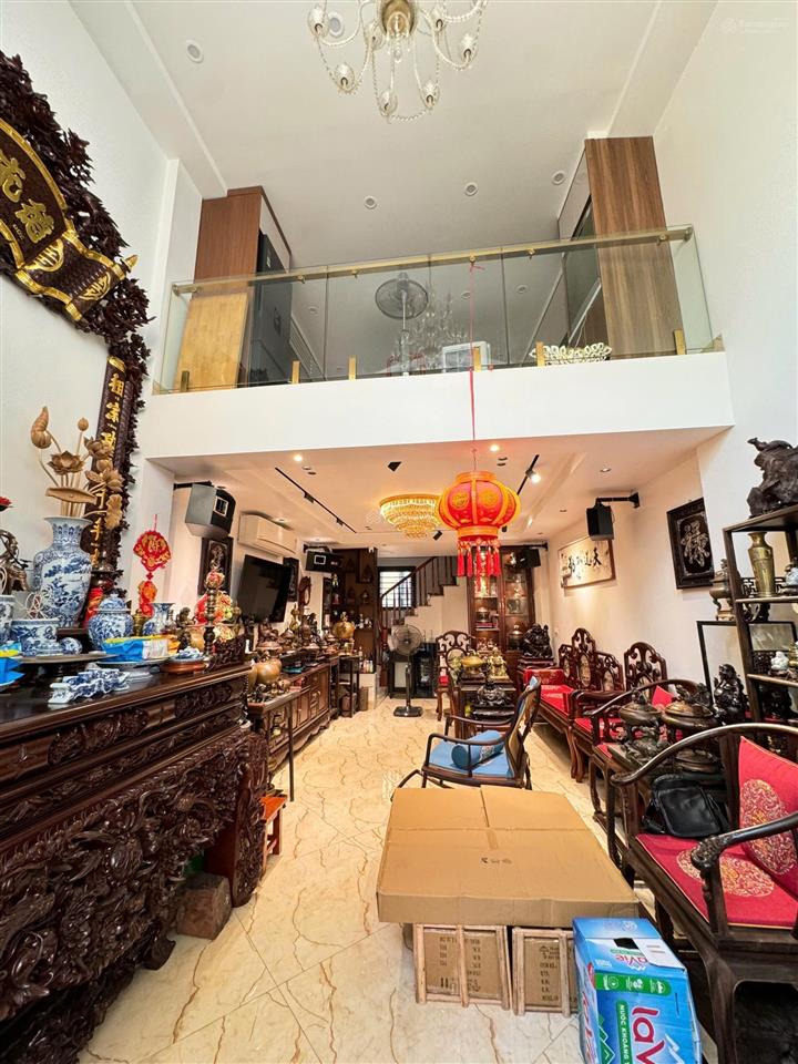 Hiếm,nhà mặt ngõ ngọc lâm,kinh doanh đỉnh,vỉa hè ô tô tránh. dt 59m2, 5,5 tầng, chào 14,5 tỷ. co tl
