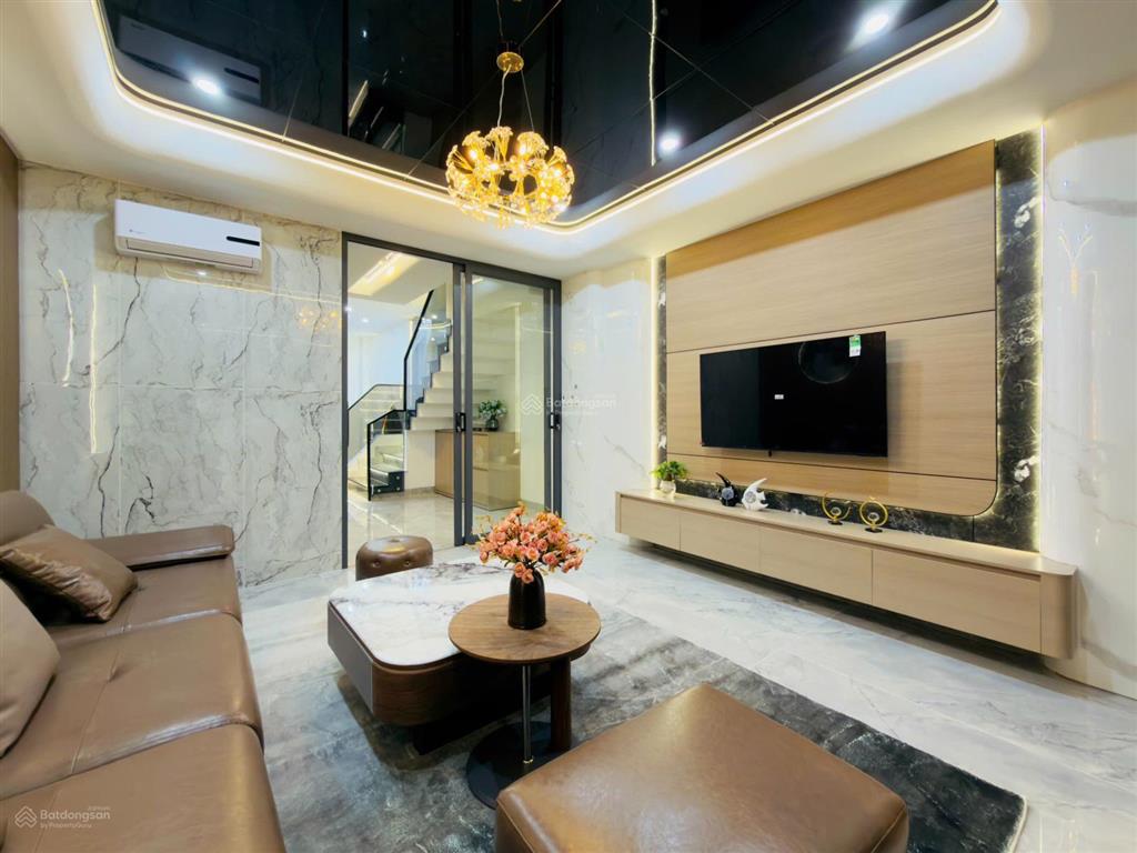 Bán nhà mặt phố tại thạnh lộc 37.