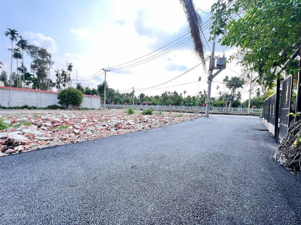 Đất mặt tiền đường 40m. thạnh xuân q.12 hcm
