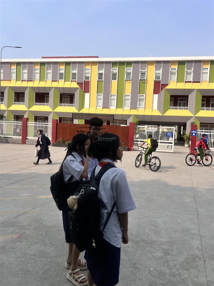 Nhà riêng hà huy giáp, giá 6,4 tỷ