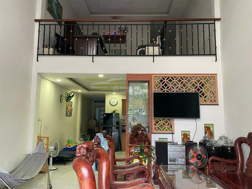 Nhà riêng hà huy giáp, giá 6,4 tỷ