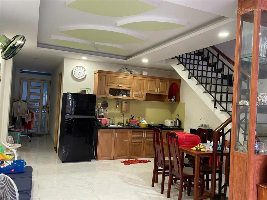 Nhà riêng hà huy giáp, giá 6,4 tỷ
