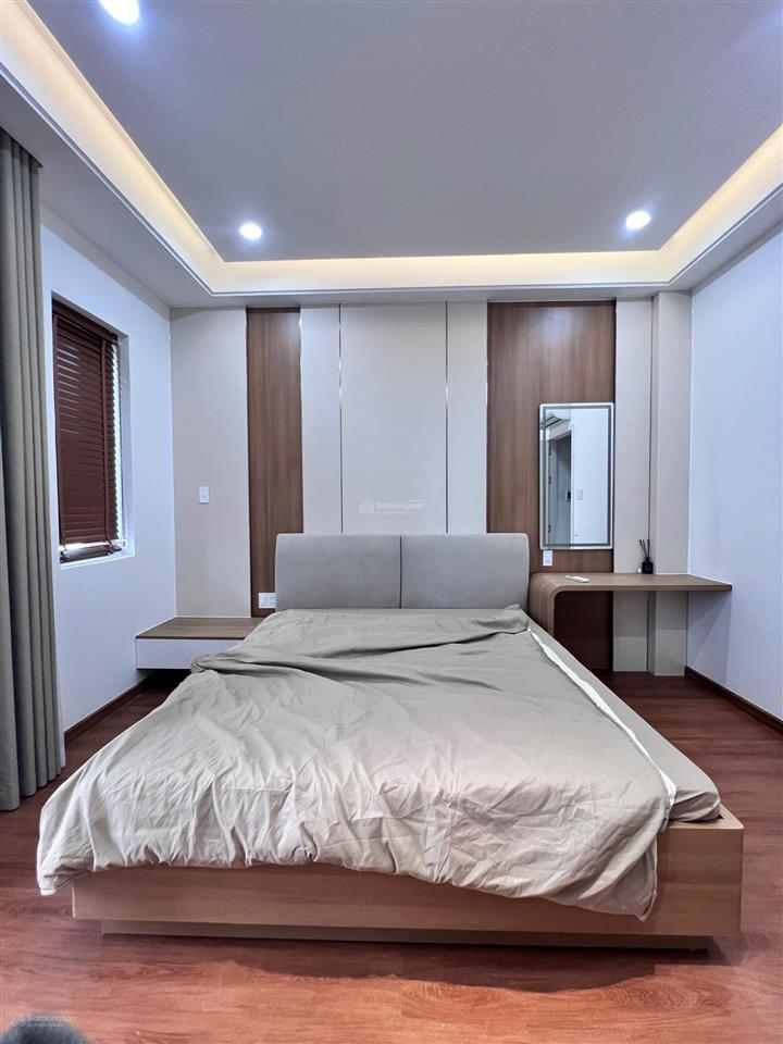 Nhà siêu đẹp nội thất cao cấp shr. chính chủ