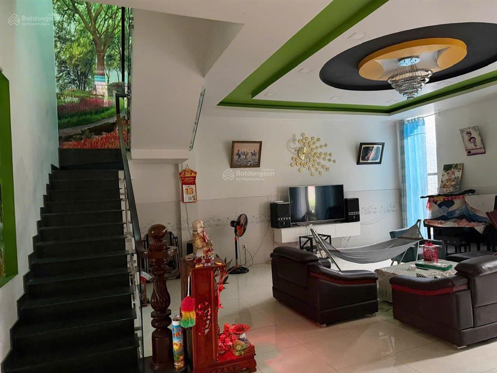 Bán biệt thự tại vườn lài, giá rẻ 18 tỷ, 200m2.