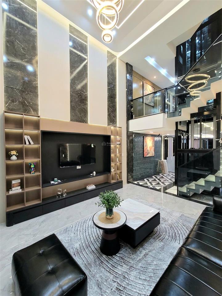 Nhà thạnh xuân 25. mới giá đầu tư dtsd 219m2