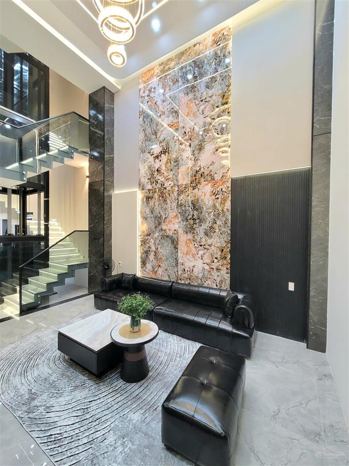 Nhà thạnh xuân 25. mới giá đầu tư dtsd 219m2
