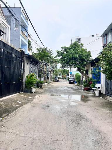 Đất thổ cư, đường thạnh xuân 33, dt 5 x 16.70m giá 4.8 tỷ thương lượng