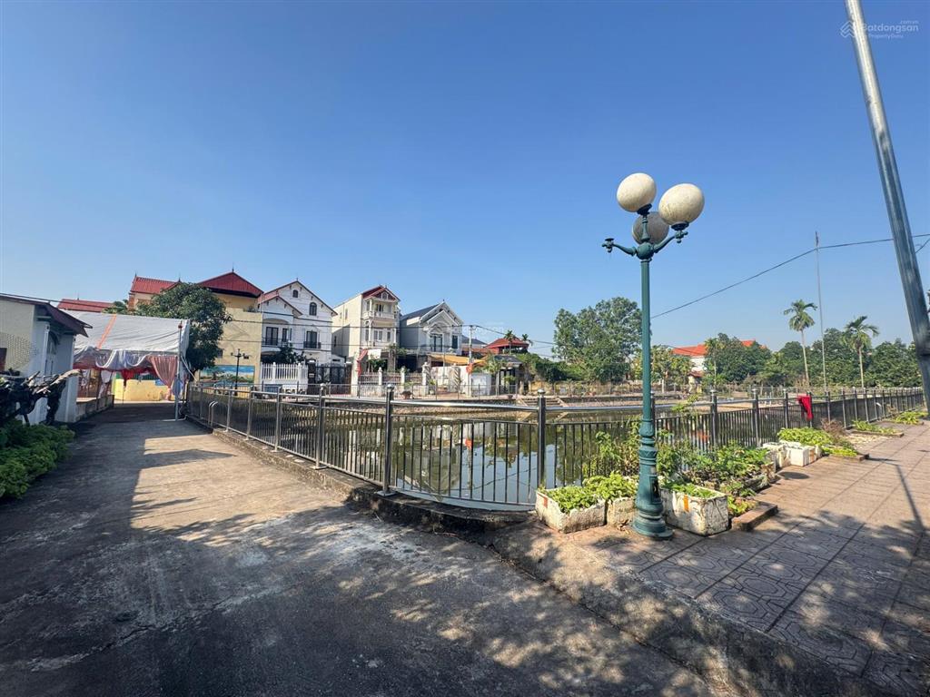 Siêu phẩm lô góc cổ bồng  thọ xuân  2 ô tô tranh nhau