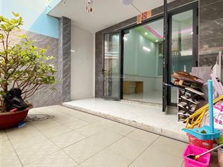 Nhà trệt có gác 103m2. trống suốt đường oto né nhau phù hợp văn phòng dạy học