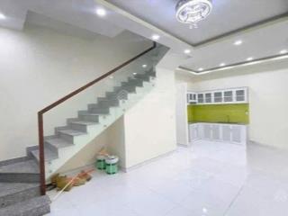 Nhà 2pn 2 tolet đậu oto trước nhà sạch sẽ gần bệnh viện y học cổ truyền