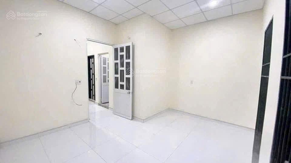 Nhà 2pn 2 tolet đậu oto trước nhà sạch sẽ gần bệnh viện y học cổ truyền