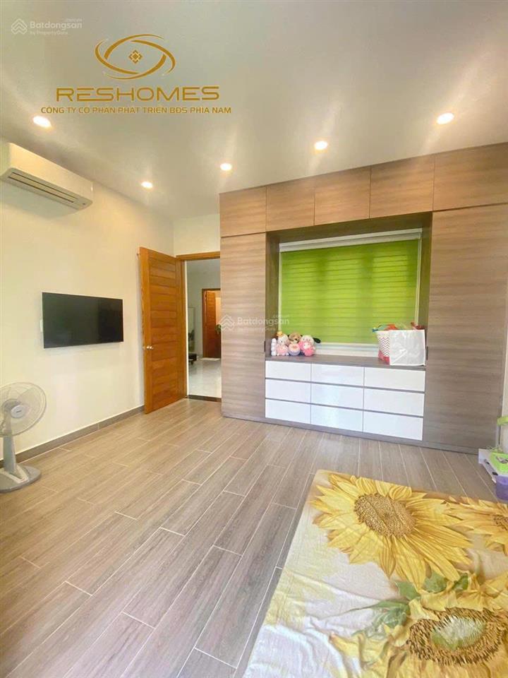 Biệt thự full nội thất cao cấp hầm để 3 xe hơi khu vip d2d