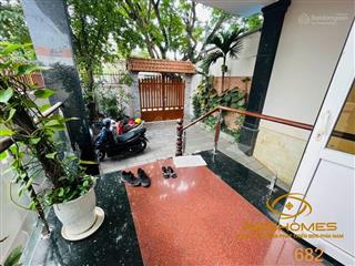 Biệt thự mini 2 lầu có hầmxe thuận tiện làm văn phòng spa ở lâu dài