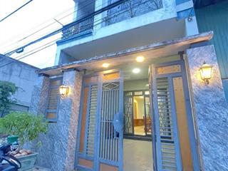 Cho thuê nhà mới sẵn nội thất sân oto vào ở ngay
