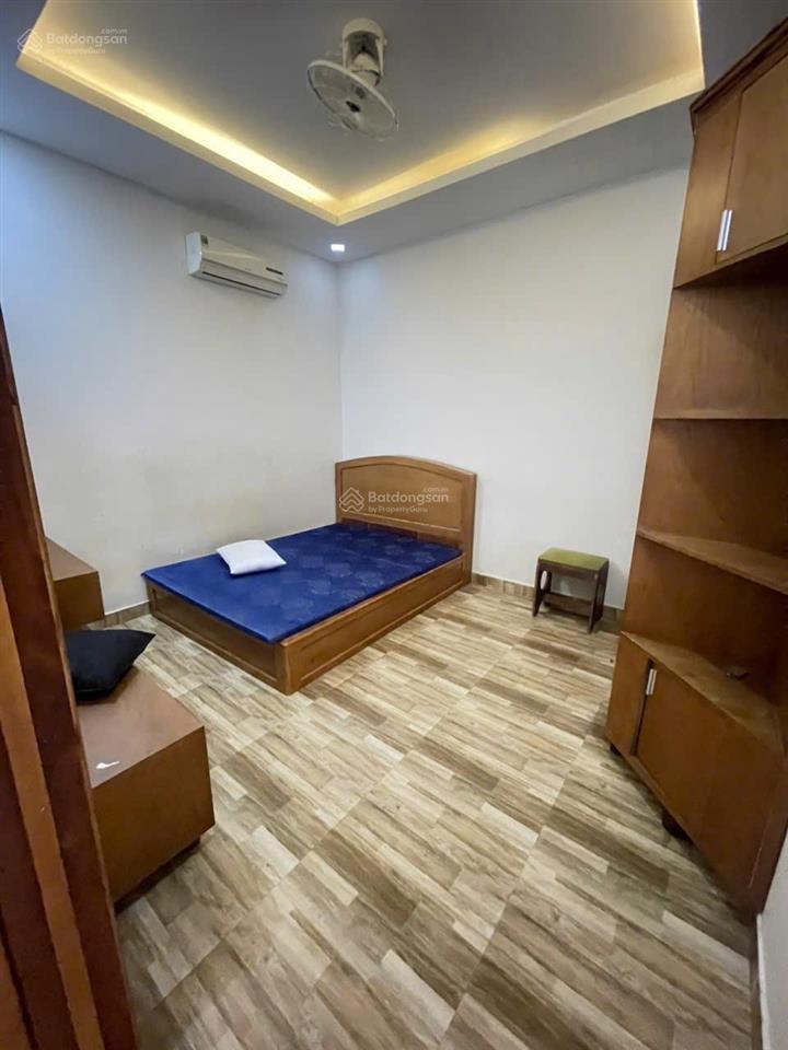 Cho thuê nhà mới sẵn nội thất sân oto vào ở ngay