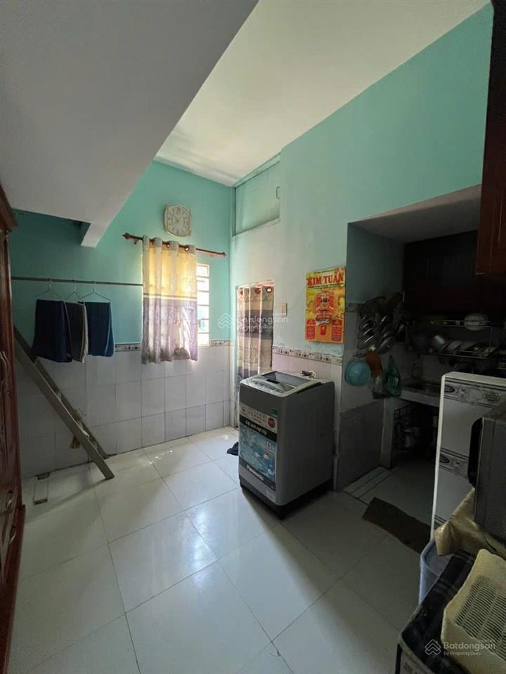 Nhà mới sạch sẽ 2pn có sân trước rộng rãi gần trường học , chợ bửu hòa