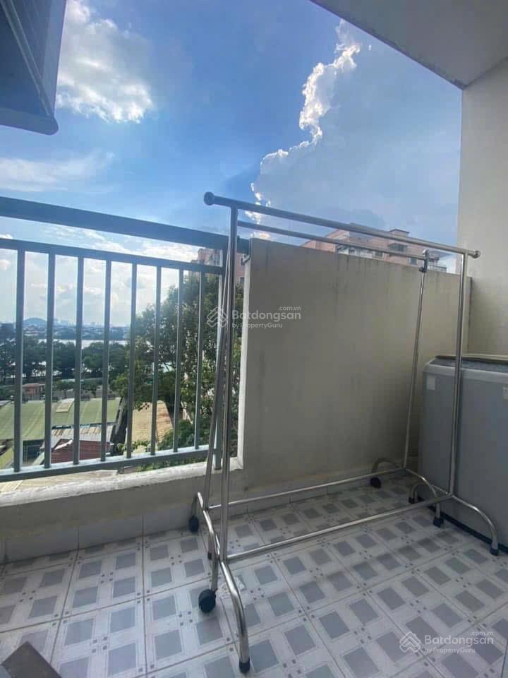 Căn góc 2pn 2 wc mới đẹp ban công hướng sông mát mẻ
