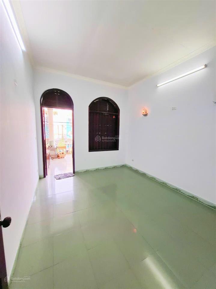 Nhà lầu 3pn để oto ngay bến xe ngã 4 vũng tàu