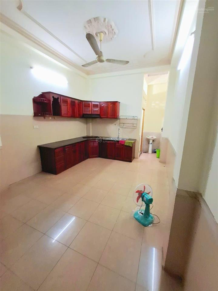 Nhà lầu 3pn để oto ngay bến xe ngã 4 vũng tàu