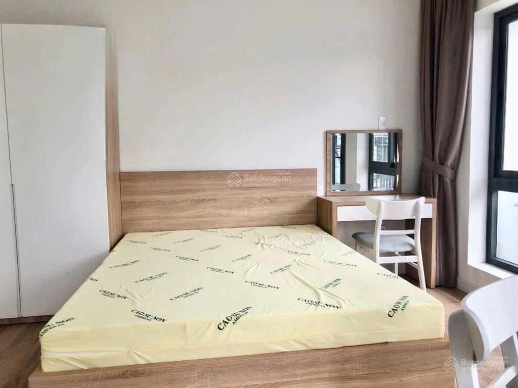 Căn hộ full nội thất ban công rộng có thang máy, bảo vệ 24/24.