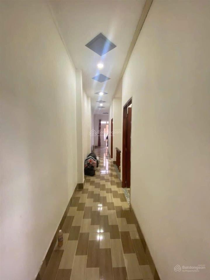 Nhà mới gần 2pn 2 tolet đường oto gần cty pouchen.