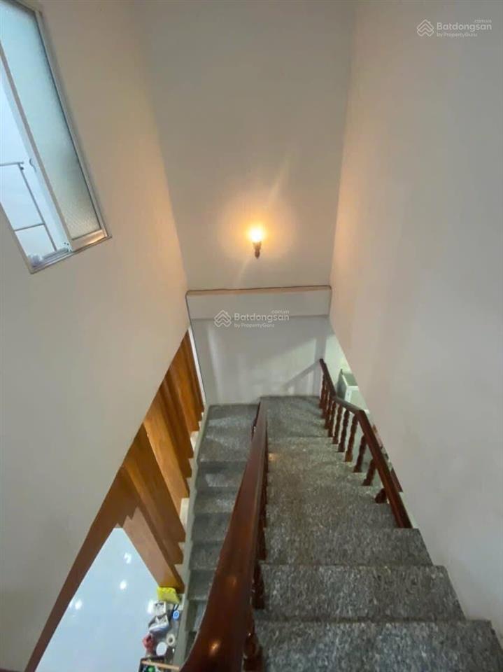 Nhà mới gần 2pn 2 tolet đường oto gần cty pouchen.