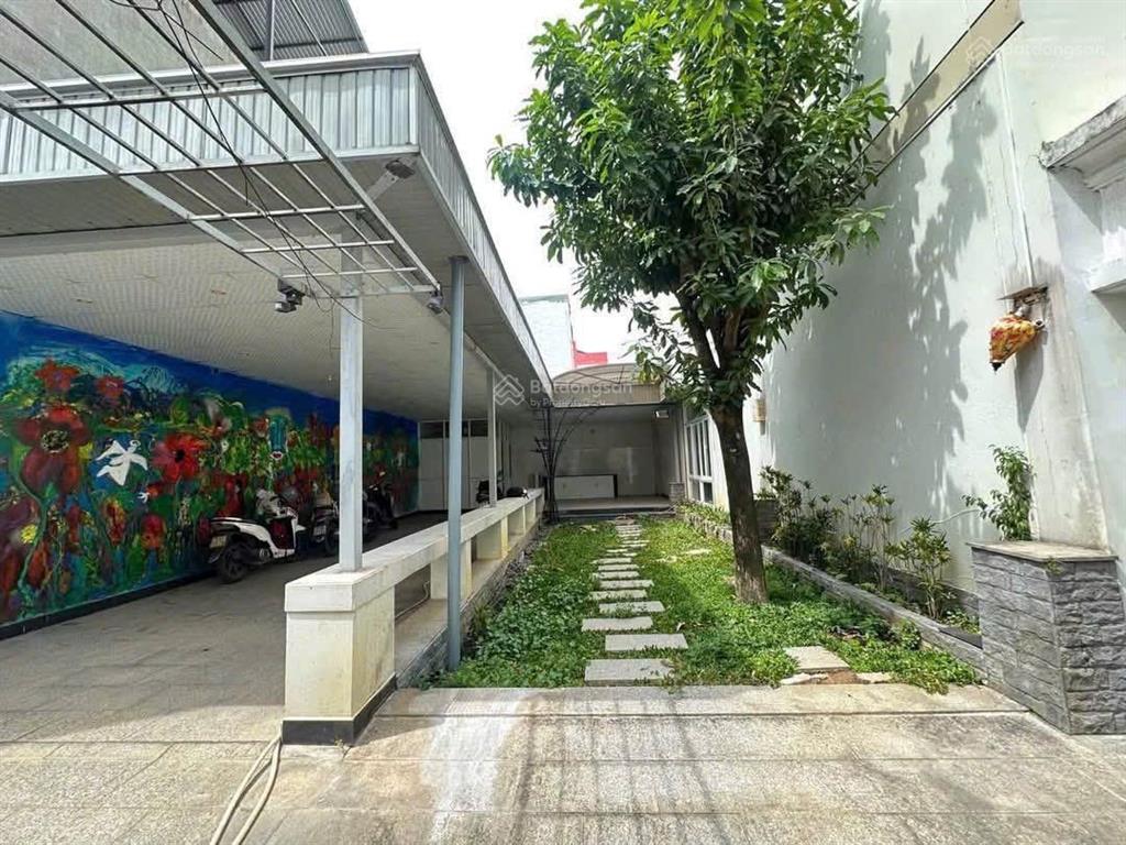 Biệt thự d2d rộng rãi thoáng mát phù hợp văn phòng, spa, ở chuyên gia nước ngoài