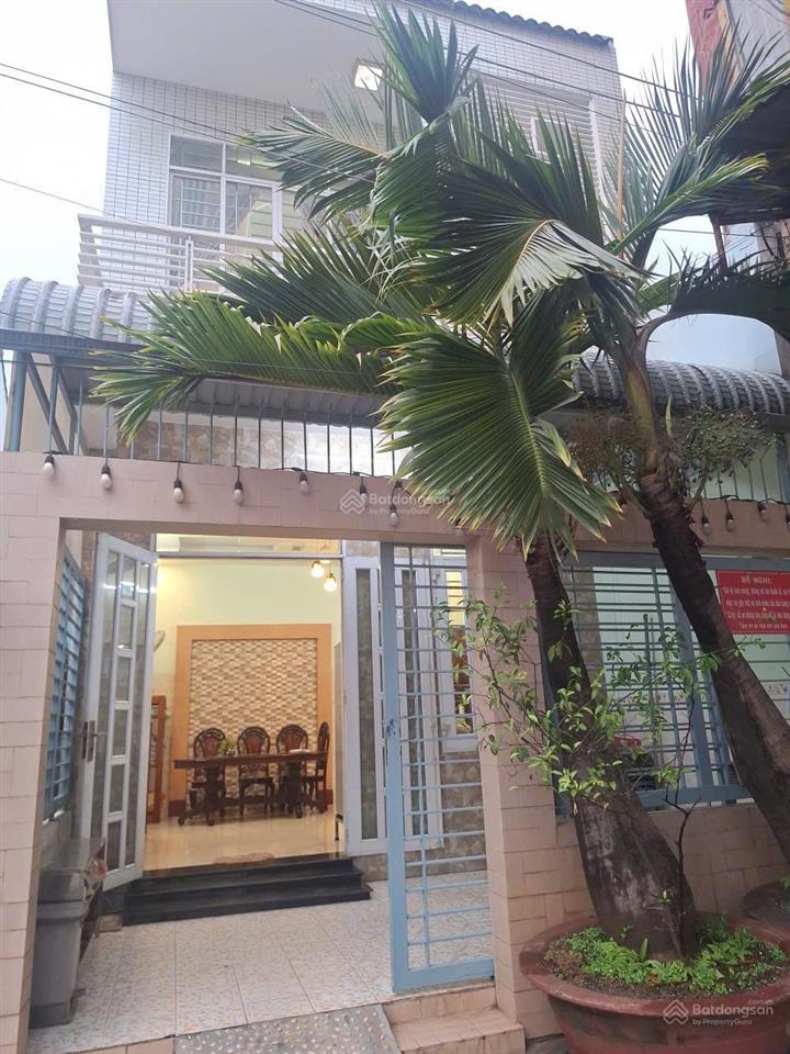 Nhà full nội thất thoáng mát oto đậu thoải mái vào ở ngay
