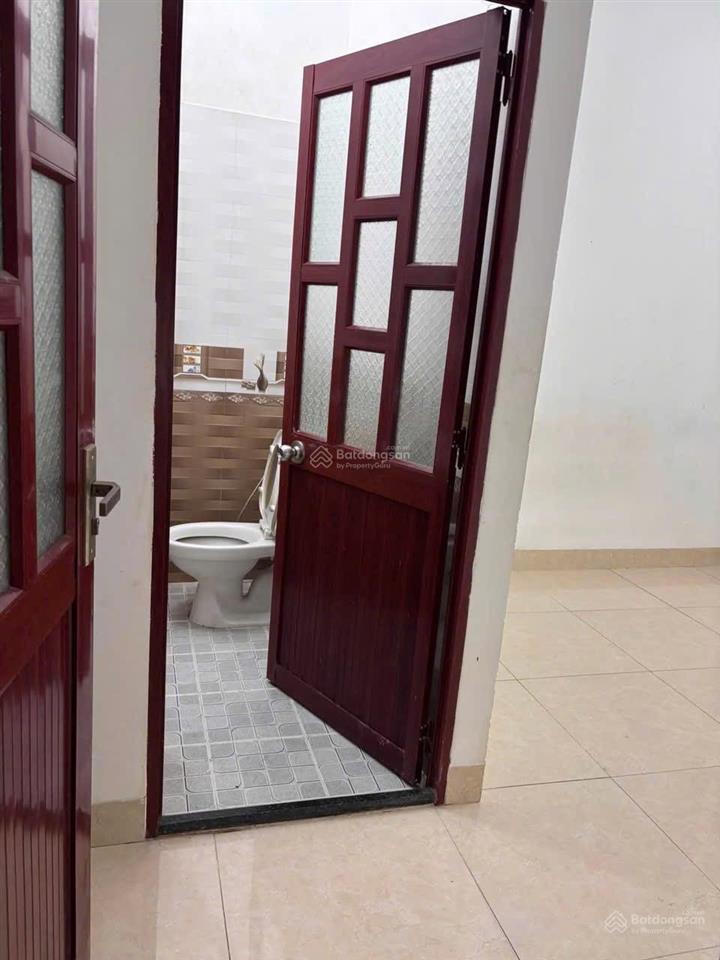 Nhà 3pn 2 toilet hẻm ô tô thông ngay quảng trường tỉnh