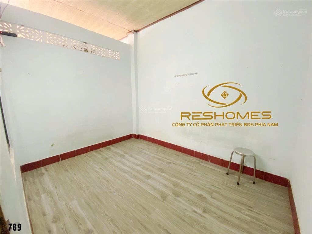 Cho thuê gấp nhà cấp bốn 125m2, 3pn, 1wc tại lương văn nho. đường oto bàn cờ