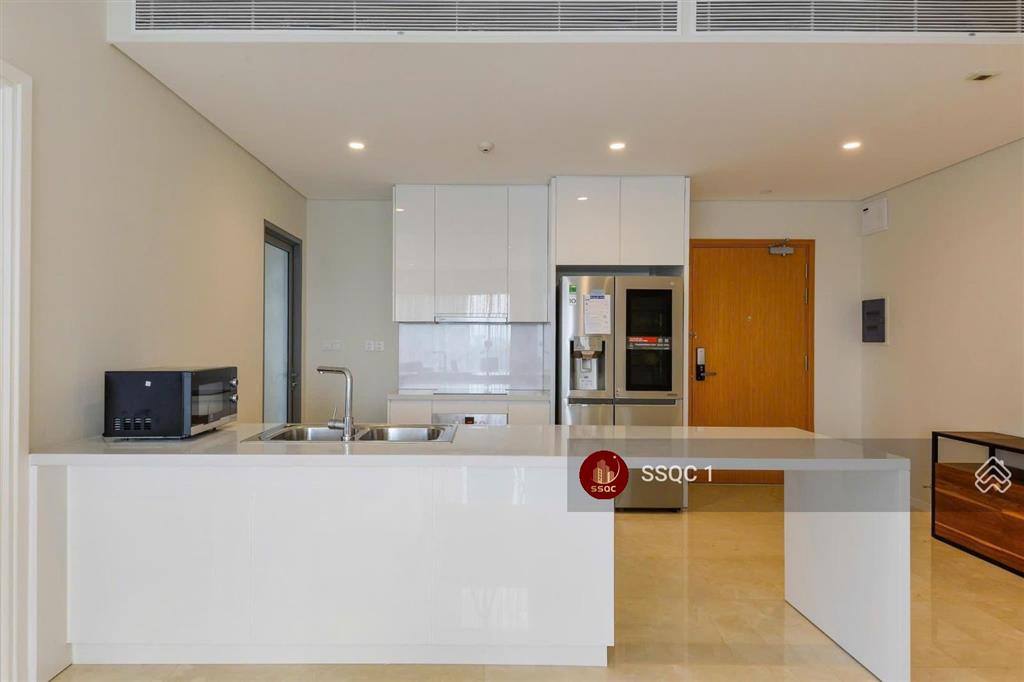 Tin thật 100%  cho thuê căn 2 phòng ngủ diamond island view hồ bơi & sông cực thoáng