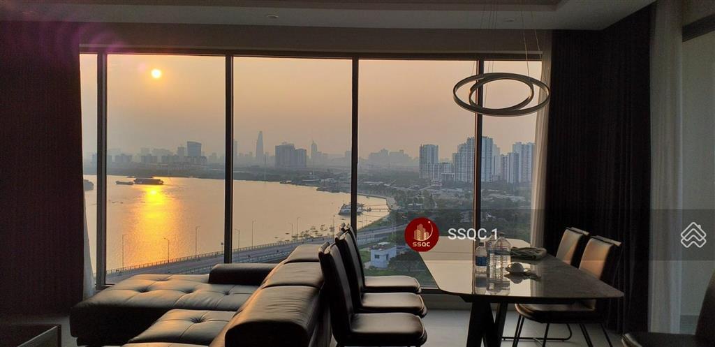 Tin thật 100%  cho thuê căn 2 phòng ngủ diamond island view hồ bơi & sông cực thoáng