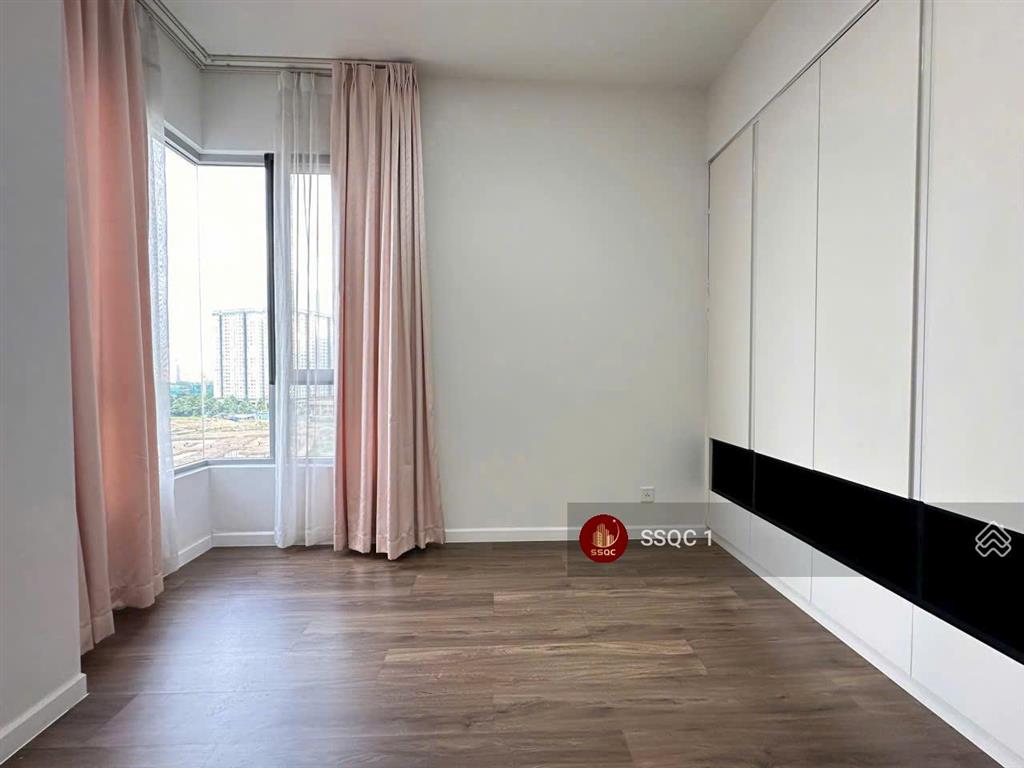 Tin thật 100%  căn hộ 3pn 135m2 view nội khu ban công siêu rộng giá bán siêu tốt ở estella heights