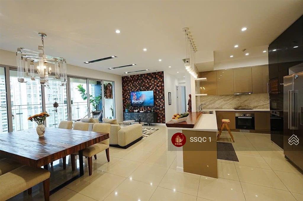 Tin thật 100%  cty ssqc chuyên săn những căn giá gốc cắt lỗ, đủ loại hình căn hộ  view thoáng mát