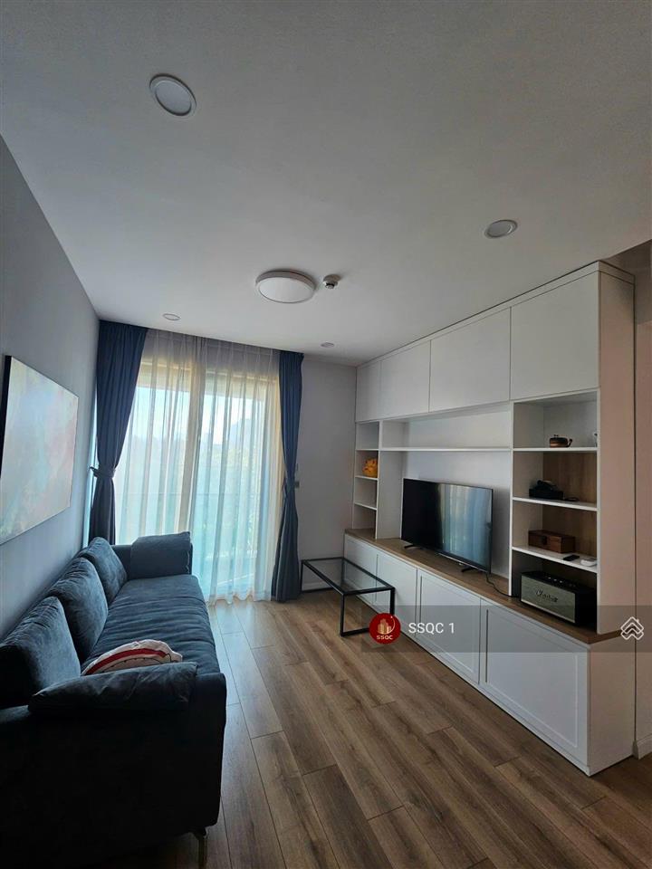 Tin thật 100%  bán căn hộ 1 phòng ngủ full nội thất hiện đại  tầng cao view đẹp  sẵn sổ hồng