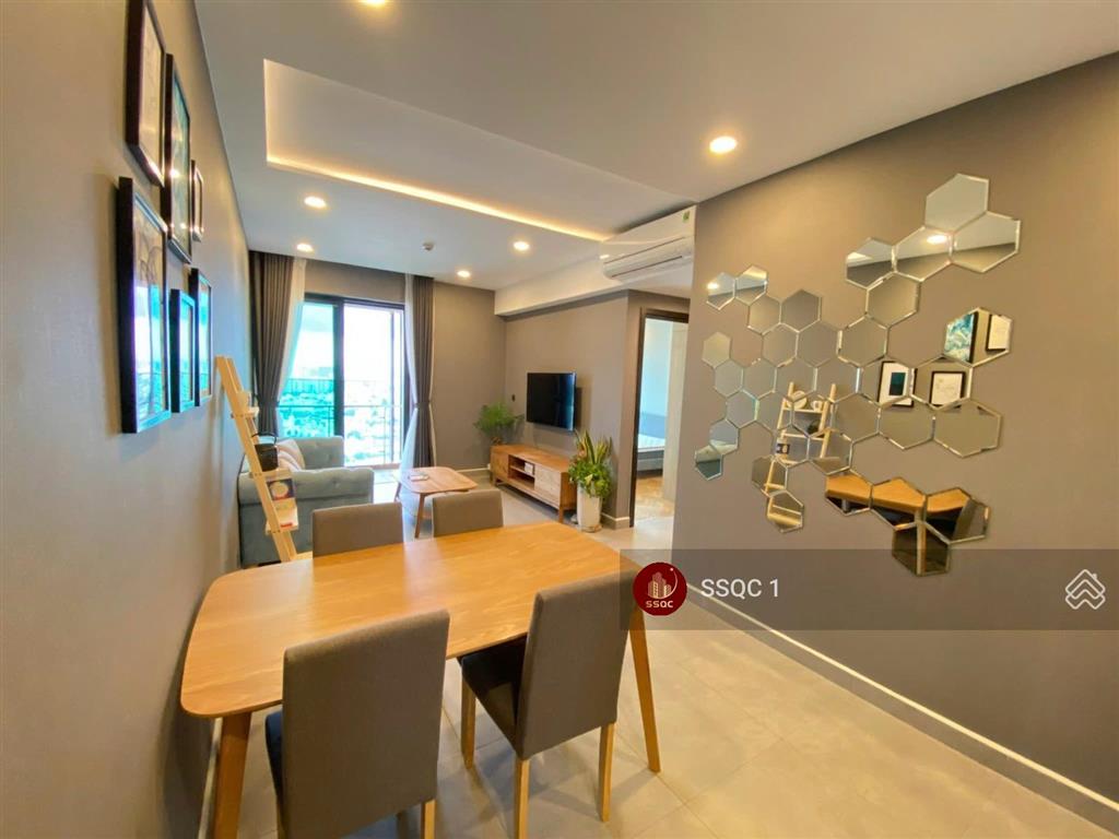 Tin thật 100%  bán căn hộ 1 phòng ngủ full nội thất hiện đại  tầng cao view đẹp  sẵn sổ hồng