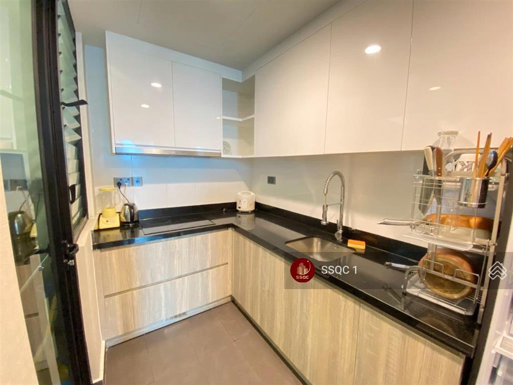 Tin thật 100%  bán căn hộ 1 phòng ngủ full nội thất hiện đại  tầng cao view đẹp  sẵn sổ hồng