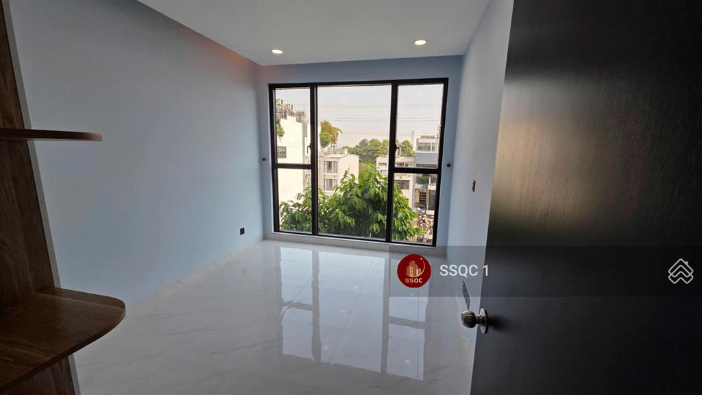 Tin thật 100%  bán căn hộ 1 phòng ngủ full nội thất hiện đại  tầng cao view đẹp  sẵn sổ hồng