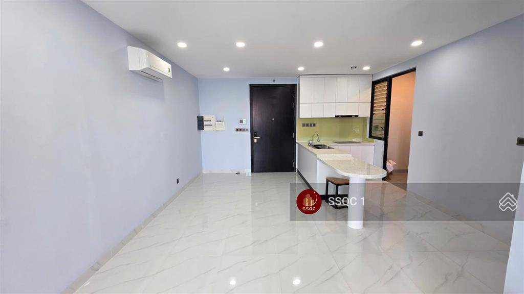 Tin thật 100%  bán căn hộ 1 phòng ngủ full nội thất hiện đại  tầng cao view đẹp  sẵn sổ hồng