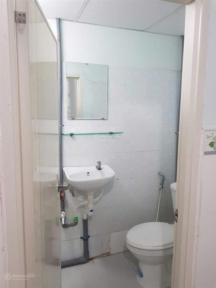 Nhà trống như hình, (3.1x17m), 163/26a tô hiến thành q10