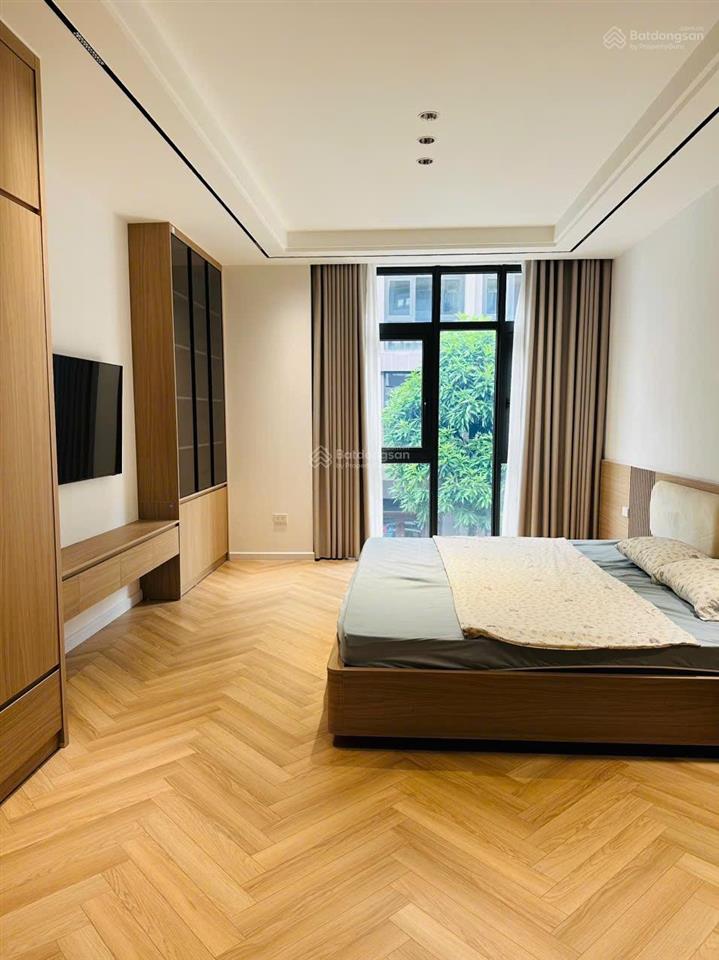 Cho thuê căn phố biển 56 m2 hoàn thiện sẵn 5 tầng , có thang máy , full đồ chỉ việc sách vali về ở