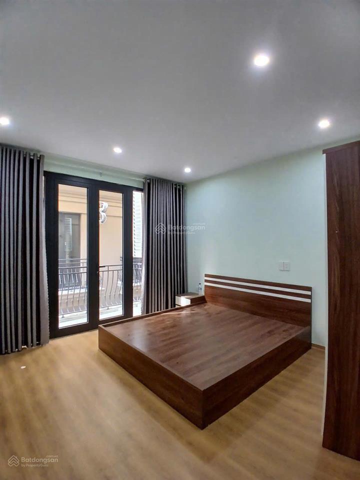 Cho thuê căn đảo dừa hoàn thiện 2 tầng, giá 8 tr/tháng, vào ở được luôn